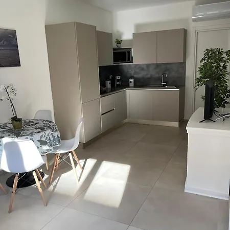 Ennio Class Apartamento