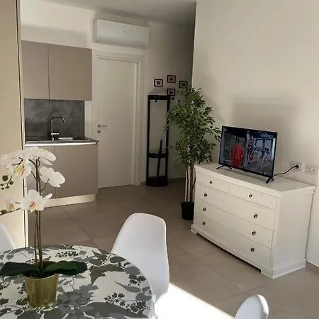 Ennio Class Apartment Bari