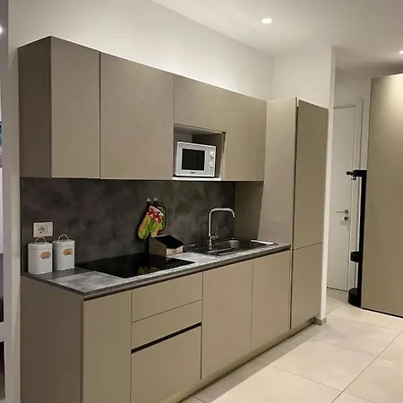 Ennio Class * בארי