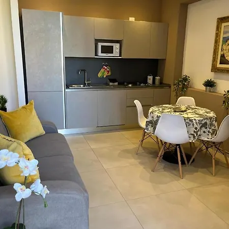 Ennio Class Apartment