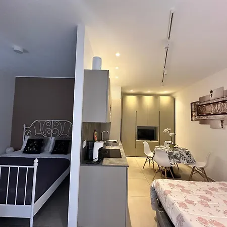 Ennio Class בארי