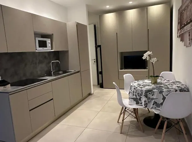 Ennio Class Apartment *