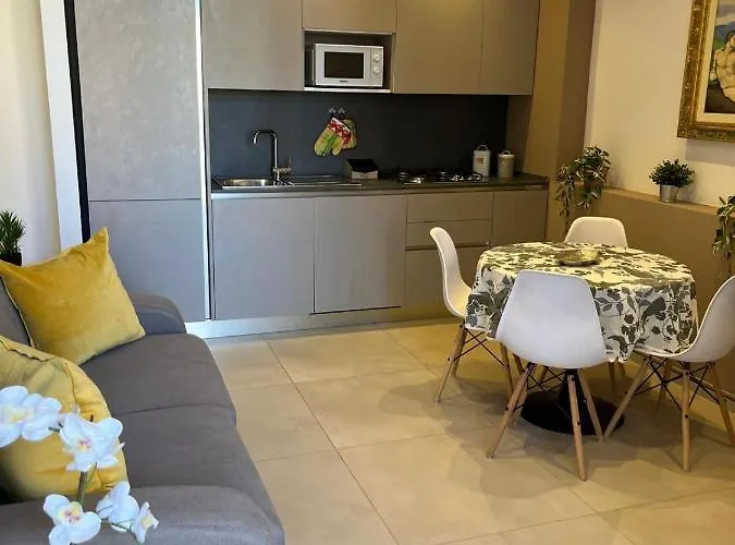 Ennio Class Apartment